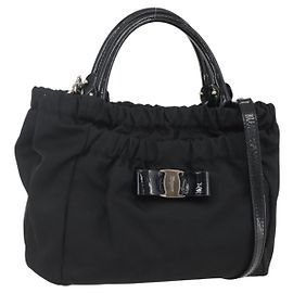 Sac à main Salvatore Ferragamo en nylon émaillé 2 en 1 noir Auth BA8225 Noir