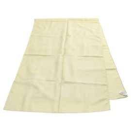 Xale de seda e cashmere verde Hermès Verde