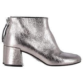 Pembury Stiefeletten von Alexander McQueen aus metallisch silbernem Leder Silber Metallisch