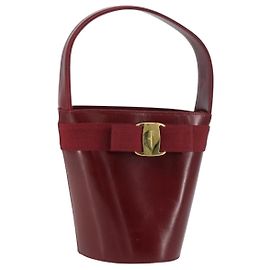 Borsa a mano Vala in pelle rossa e oro di Salvatore Ferragamo Auth gh1422 Rosso D'oro