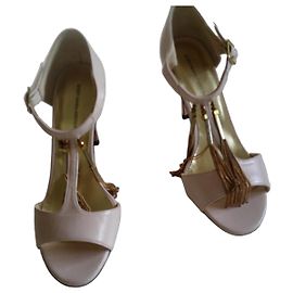 Autre Marque Guido Maria Kretschmer Salomé Pink Leather Open Toe Heels Pink