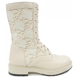 Bottes Calligraphie Fendi Beige