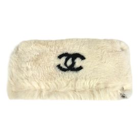 Pulseira de pele com logo CC Coco vintage da Chanel Preto Branco Amarelo