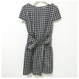 Prada Logo Check Kleid aus 100% Seide Schwarz Weiß