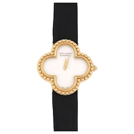 Alhambra Quarz-Armbanduhr von Van Cleef & Arpels Andere