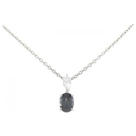 Colar Mikimoto em Au750 com Alexandrita e Diamante Prata
