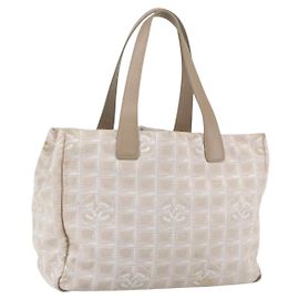 CHANEL Nova linha de viagem Bolsa de mão em nylon bege prata CC Auth mr1703 Prata Bege