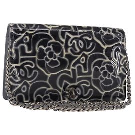 CHANEL Kamelie COCO Marken Kettenbörse Lackleder Grau Silber CC Auth 159748 Braun Silber