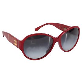 Óculos de sol CHANEL de plástico Vermelho CC Auth BA9167 Vermelho