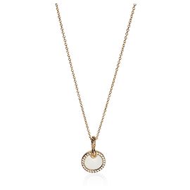 Pingente Disc de Mãe de Pérola e Elementos de Diamante em Ouro Amarelo David Yurman Outro