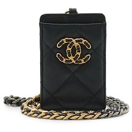 Kartenetui aus Lammleder CHANEL19 von Chanel Schwarz