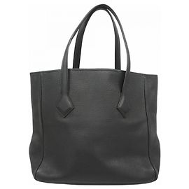 Sac cabas Victoria 32 d'Hermès en cuir Taurillon Clémence noir Noir