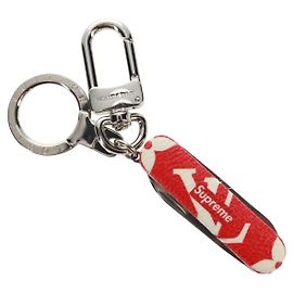 LOUIS VUITTON Monogram LV �~ Supreme Key Ring Pocket Tool MP2070 LV Auth 160894SM Red Monogram