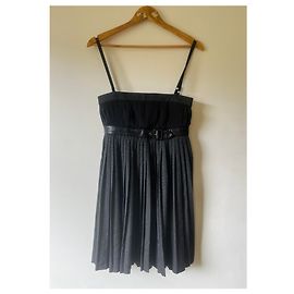 Vestido vintage plissado cinza e preto Dolce & Gabbana Outro