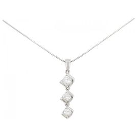 Tasaki Platin-Diamant-Halskette Silber Metallisch