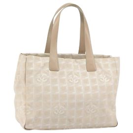 CHANEL Nuova Borsa Tote da Viaggio Nylon Beige Oro CC Auth 158686 Beige D'oro