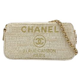 Bolsa de Ombro Chanel Deauville em Lona Bege Bege