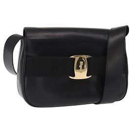 Bolsa de Ombro Vala em Couro Salvatore Ferragamo Preto