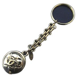 Portachiavi circolare matelassé Chanel Coco Mark D'oro
