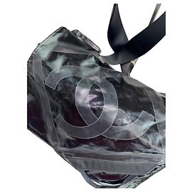Borsa a tracolla Chanel nera in tessuto Nero