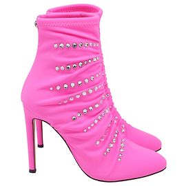Botas de tornozelo em poliéster rosa adornadas com cristais Giuseppe Zanotti Rosa