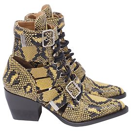 Botines Chloé Rylee en cuero beige con efecto serpiente Beige