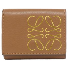Cartera de piel de ternera Loewe C500TR2X01 Castaño