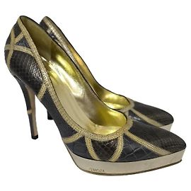 Escarpins Gucci en cuir Autre