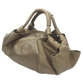 Bolsa Loewe Nappa Isle Dourado