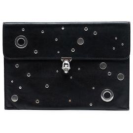 Clutch in pelle nera con borchie a forma di teschio e occhielli Alexander McQueen Nero