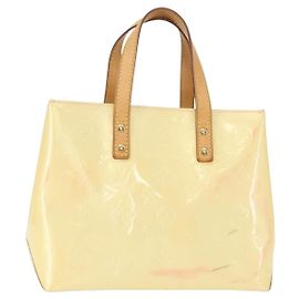 Sac à main Reade Monogram Vernis PM de Louis Vuitton Beige