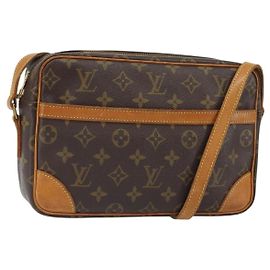 LOUIS VUITTON Bolsa de Ombro Monogram Trocadero 27 M51274 LV Auth ka1318 Monograma