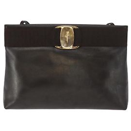 Bolsa de Ombro Vala em Couro Salvatore Ferragamo Marrom