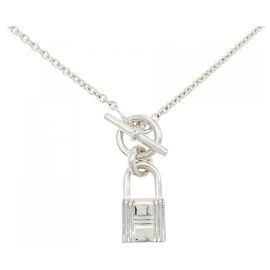 Hermès Amulette Cadena 925 Silver Necklace Silvery Metallic