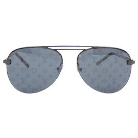 Louis Vuitton Clockwise Metal Sunglasses Black