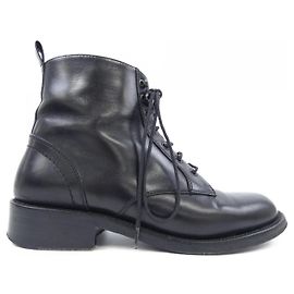 Yves Saint Laurent Saint Laurent Leather Boots Black