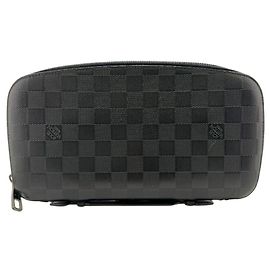 Pochette Louis Vuitton Damier Infini Noir