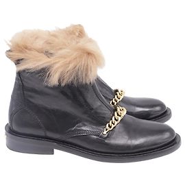 Botines de cuero negro con ribete de piel y acentos de cadena de Zadig & Voltaire Negro
