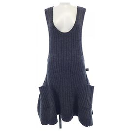 Vestido Louis Vuitton Cinza