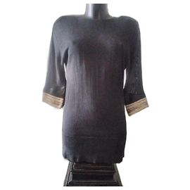 Gianfranco Ferre Vintage Top Gianfranco Ferre Preto de Algodão e Seda com Bordados em Couro Preto