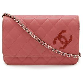 Bolsa de ombro Chanel Coco Mark com corrente Rosa Vermelho