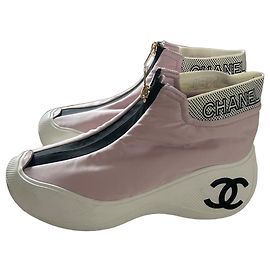 Chanel Coco Neige Sneaker Rosa Stoff Pink