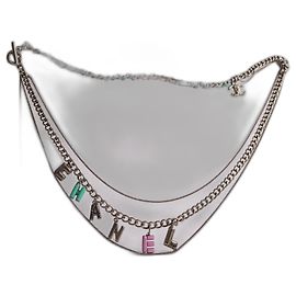 Cinturón collar multicolor con letras y cadenas 17P de Chanel Multicolor