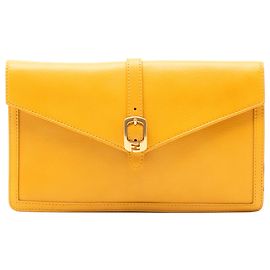 Clutch Envelope Chameleon de Cuero Amarillo Fendi Amarillo Mostaza