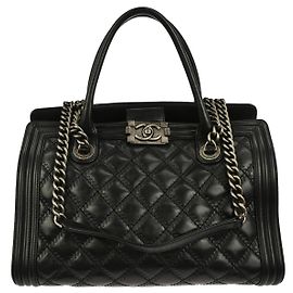 Chanel Double Stitch Boy Chain Tote em Couro Matelassê Grande Preto