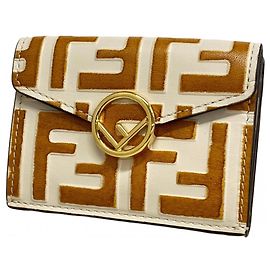 Fendi Tri-fold Wallet in Zucca Leather Beige Light brown