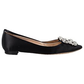 Manolo Blahnik Hangisi Ballet Flats in Black Satin Black