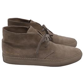 Autre Marque Chukka High-Top Sneakers aus braunem Wildleder von Common Projects Braun Rot