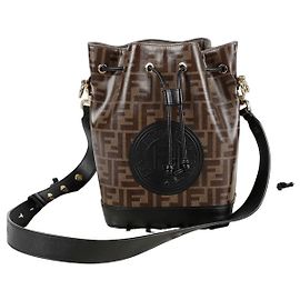 Fendi Borsa a tracolla a secchiello Montrezo Small Marrone
