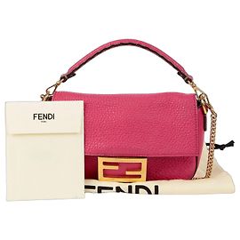 Fendi Bolsa de Ombro Mini Baguette Rosa
